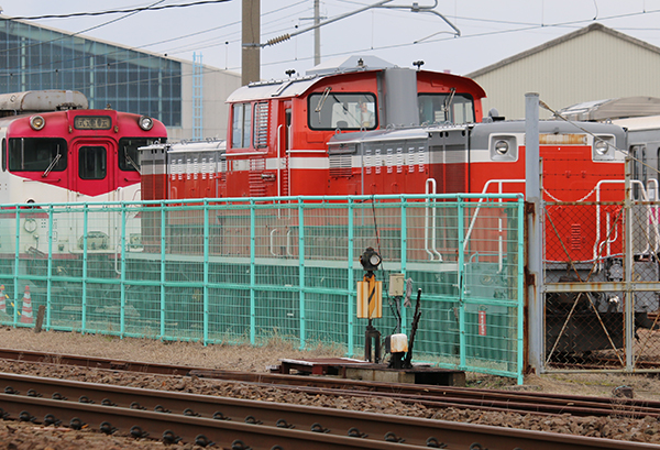 秋田総合車両センター