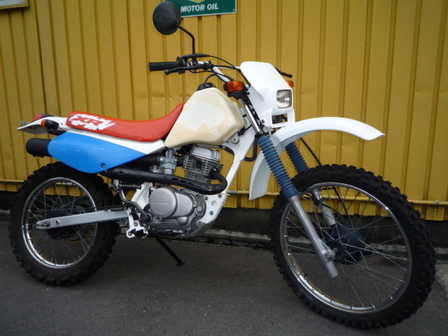 XR100R 公道仕様 | モトワークトラクションスポーツ