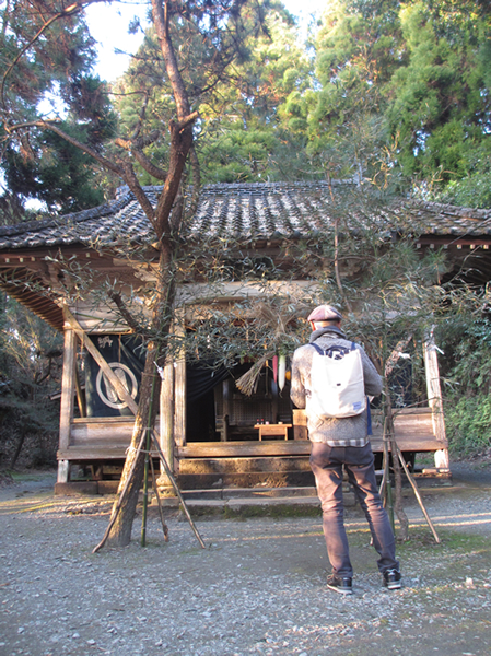神尾神社拝殿600.jpg
