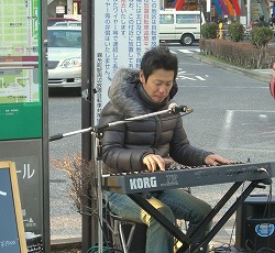 ピアノ演奏中