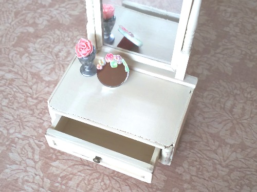 ミニチュア家具