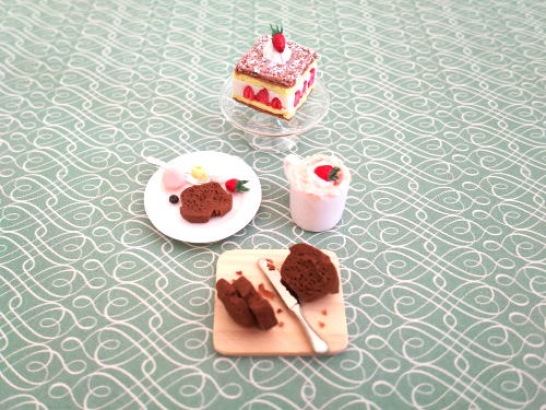 ミニチュアケーキ