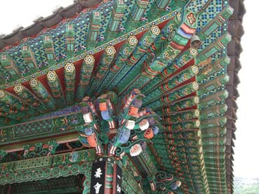 寺の屋根