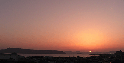 幻想的な夕日2/西戸崎