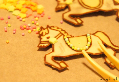 「メリーゴーランドケーキ」を作る