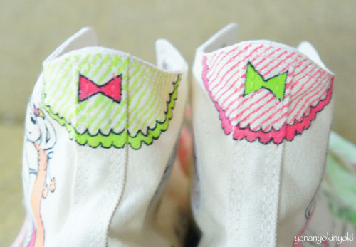 yana・converse