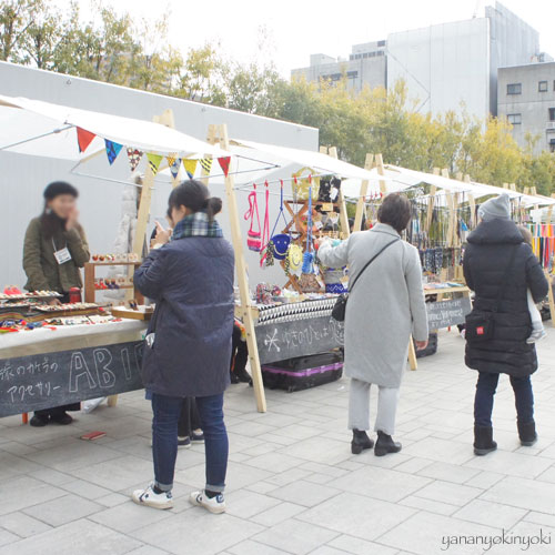 手作りおもちゃ「ビー玉転がし」と池袋「nest marche」