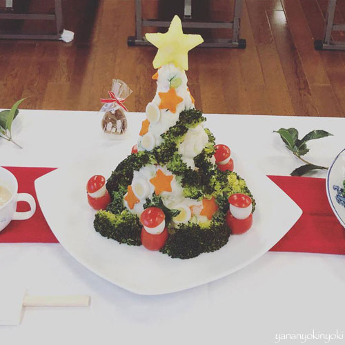 息子の作ったクリスマスリースとクリスマスメニュー