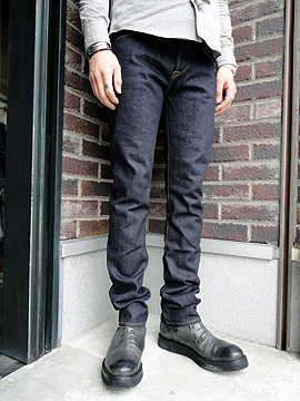 KURO」のデニムパンツが入荷です! | FRINGE NEW ARRIVAL KURO」のデニムパンツが入荷です! | FRINGE NEW ARRIVAL