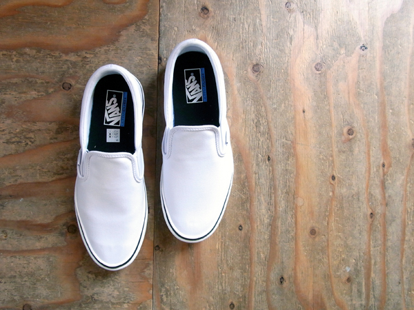 VANS (2).JPG