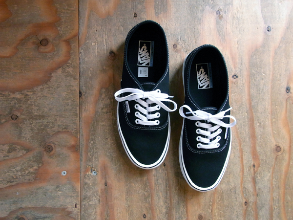 VANS (8).JPG