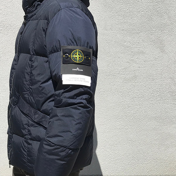 STONE ISLAND (ストーン アイランド)』を代表するダウンジャケット