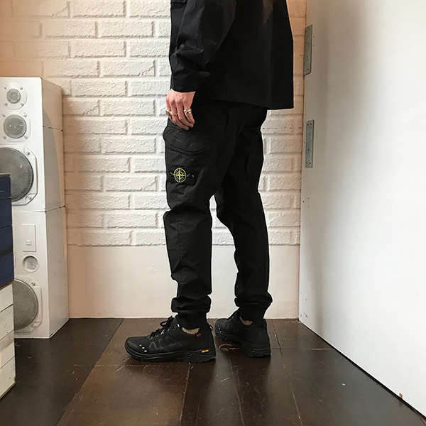 stone island  カーゴパンツ　23ss  30