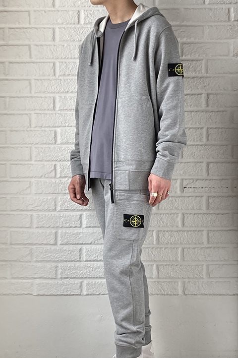 メンズ美品　STONE ISLAND 裏起毛スウェット　セットアップ　グレー　Sサイズ