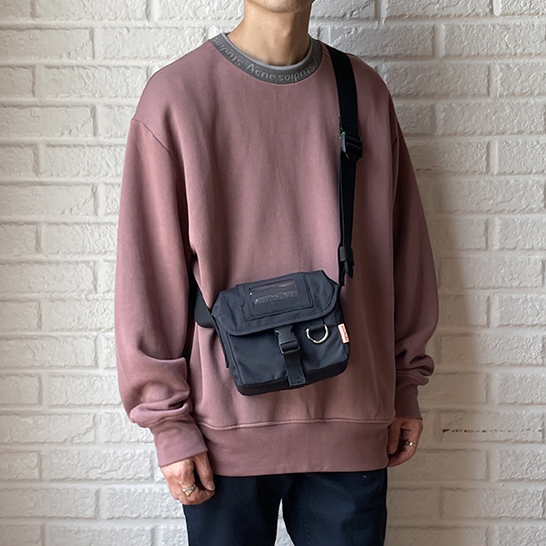 Acne Studios ショルダーバッグ