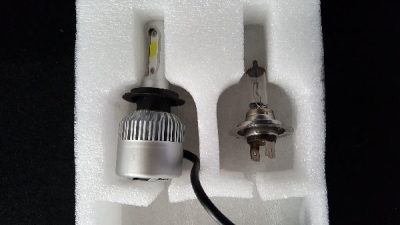LEDヘッドライト