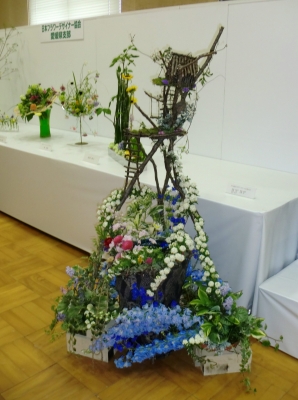第47回えひめ花まつりでのフラワーアレンジコンテスト展示!