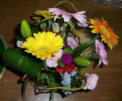 生花アレンジの体験教室をしました