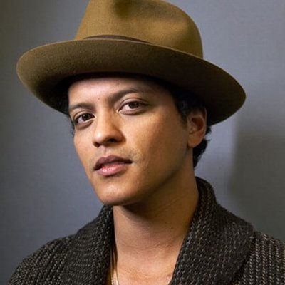 Bruno Mars(ブルーノ・マーズ)の洋楽歌詞和訳カタカナまとめ一覧