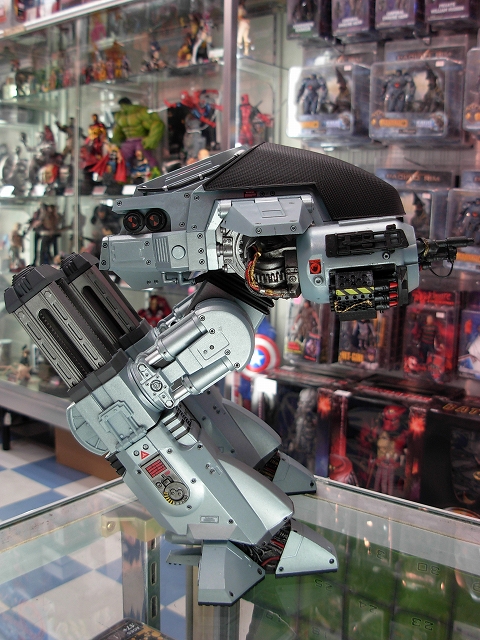 ロボコップ ED-209 サウンド機能付10インチアクションフィギュア NECA RoboCop ED-209 10