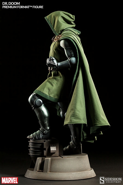 サイドショウ  プレミアムフォーマットフィギュア  ドクタードゥーム Sideshow Dr Doom Premium Format 1／4スケール通常版 | Ar