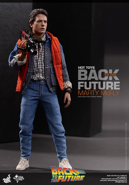 Amazon.co.jp: 1/6 マーティ・マクフライ アクションフィギュア