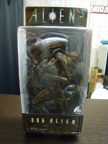 NECA 7インチ アクションフィギュア シリーズ3 ドッグエイリアン