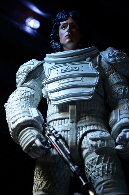 ネカ正気か！新作はまさかの立体化もの！『エイリアン2』リプリーと