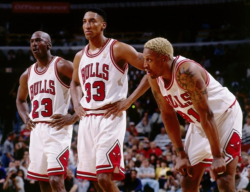 エンターベイ1/9モーションマスターピースNBAジョーダンピッペン エンターベイ1/9モーションマスターピースNBAジョーダンピッペン
