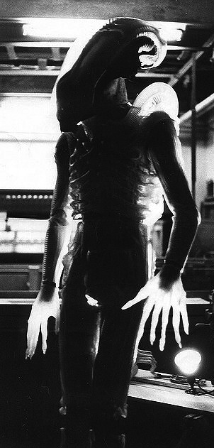 ALIEN-1979-translucent-suit2.jpg