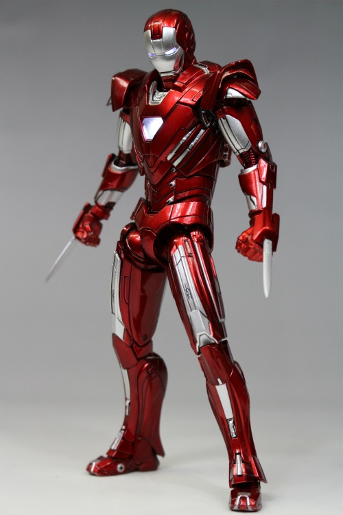 コミケイブスタジオの1/12オムニクラスコレクティブルフィギュア