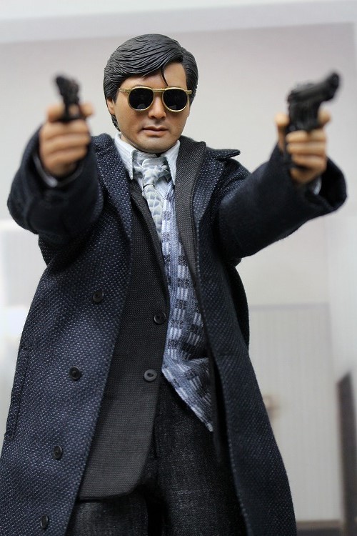 絶版！男たちの挽歌　チョウ・ユンファ　1/6（12インチ）フィギュア。 エンターベイ 男たちの挽歌 チョウ・ユンファ