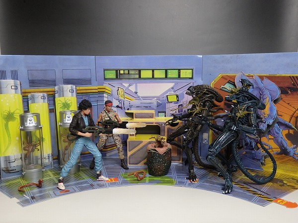 NECA エイリアン　シリーズ1ケナートリビュート　3Dポップアップベース 夢の巨大ジオラマで遊び尽くせ！NECA エイリアンクラブ特典