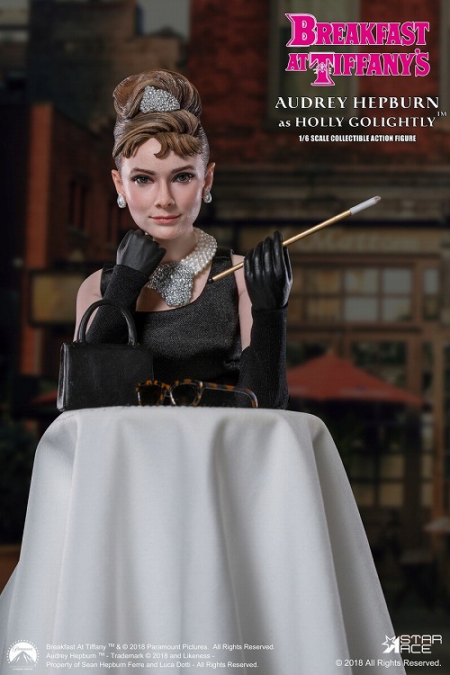 e*o様 1/6　オードリー・ヘプバーン　アクションフィギュア　ティファニーで朝 Amazon | 1/6 オードリー・ヘプバーン アクションフィギュア