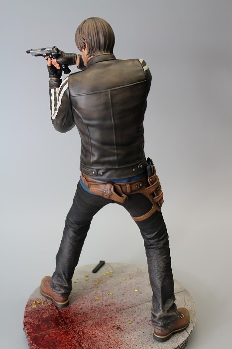 ARTFX クリス・レッドフィールド リニューアルパッケージ