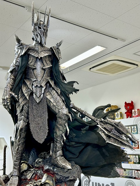 レジェンド 光と闇の伝説【ダークネス】プレミアム フォーマット スタチュー レジェンド 光と闇の伝説【ダークネス】プレミアム フォーマット