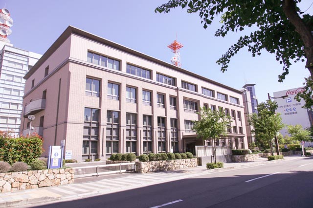 高松家裁