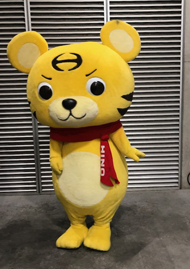日野自動車 トラ コトラちゃん 着ぐるみ