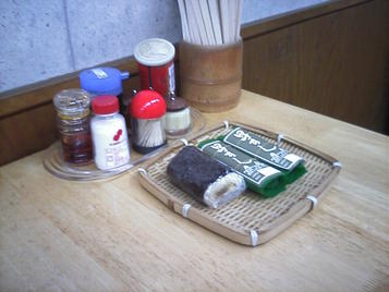 必ずなれずしや海苔巻きが