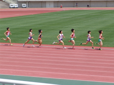 ♀1500
