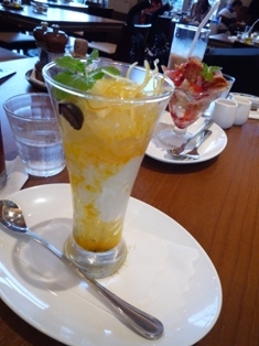 ぱふぇ