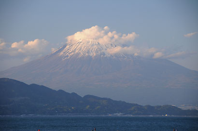 三保からの富士
