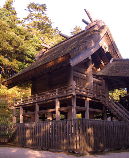 かもす