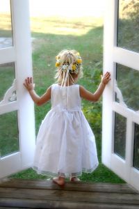 flower-girl-463804-m.jpg