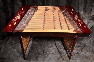 アジア大陸に広く伝わる民族楽器「楊琴」♪ | TC楽器 アコースティック