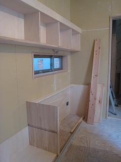 家具製作中