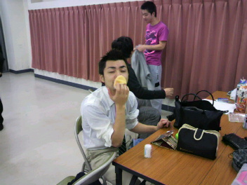 2010121200250000.jpg