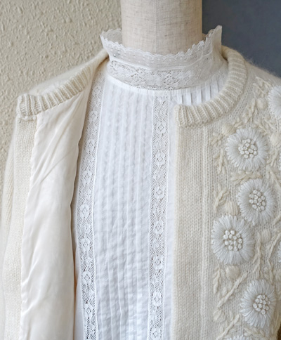 nesessaire（ネセセア）の「◇nesessaire 花刺繍ニット