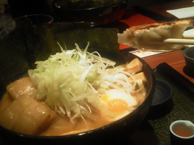201205012241000.jpg