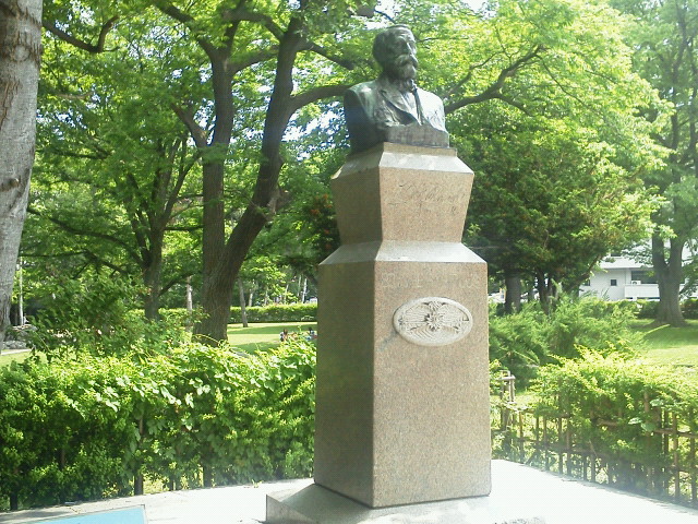 201206081210000.jpg